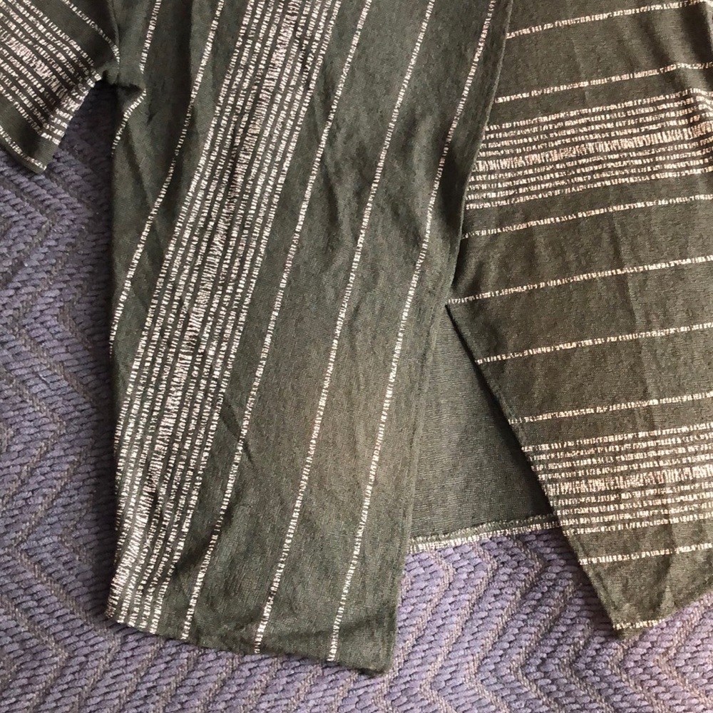 Zara basic top - Picture 2 of 2